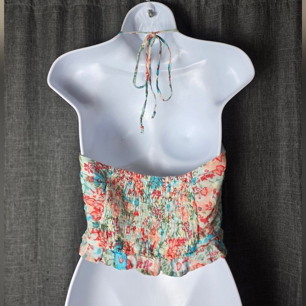 AMERICAN EAGLE Floral Ruffle Crop - Picture 5 of 8